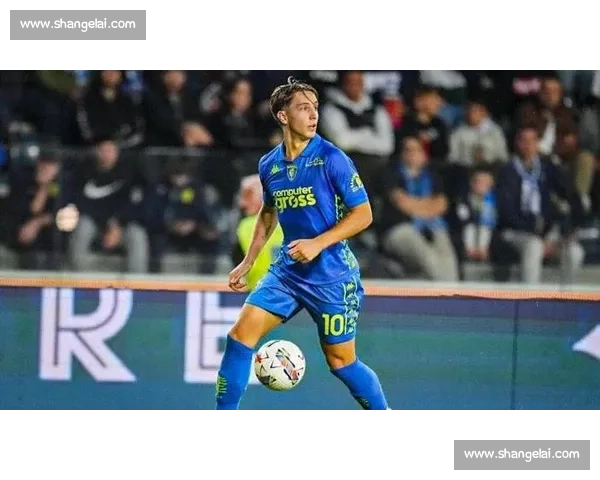 斯基拉：都灵埃因霍温争夺拉齐奥边锋诺斯林 身价 1200 万欧