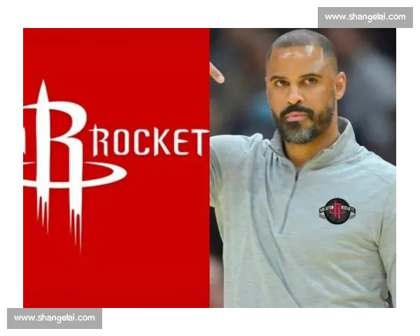 火箭 4 年 5300 万签约芬尼 - 史密斯 全额中产锁定 3D 锋线